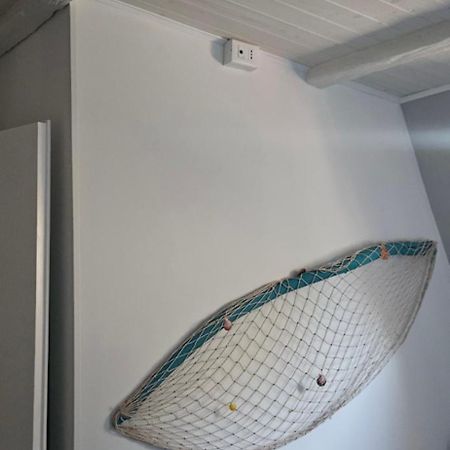 Sea Side Attic Apartment Росолина Маре Екстериор снимка